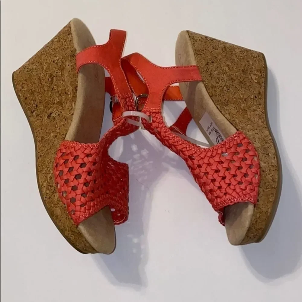 Sugar Jollie Sandal Platforms 8